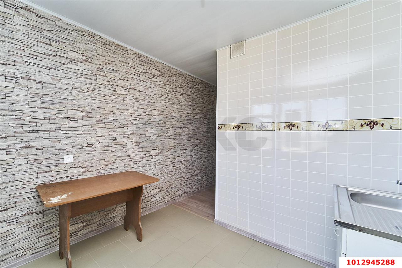 Фото №9: 2-комнатная квартира 46 м² - Краснодар, Комсомольский, ул. Сормовская, 102