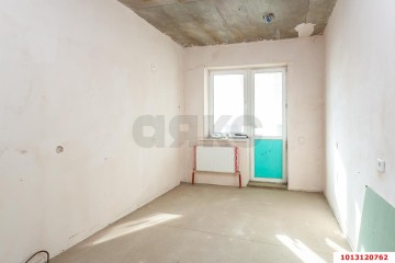 Фото №1: 2-комнатная квартира 60 м² - Краснодар, мкр. Юбилейный, ул. 70-летия Октября, 1/2