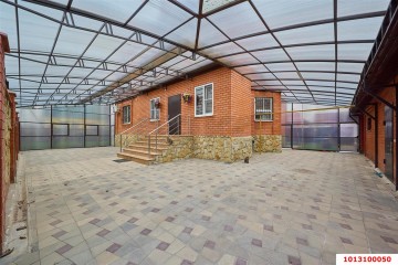 Фото №1: Дом 310 м² - Краснодар, ж/р Новознаменский, ул. Уланская, 21