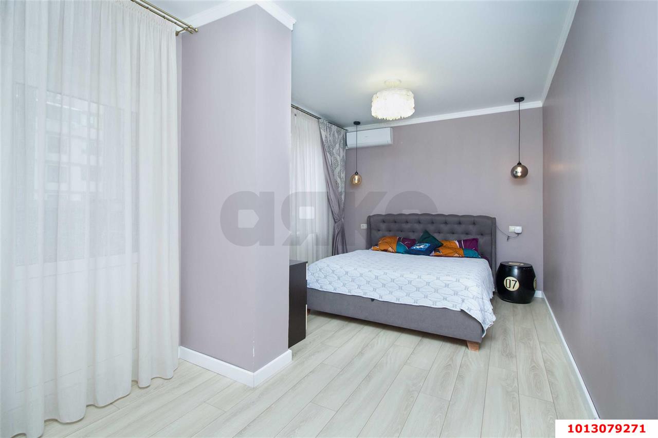 Фото №2: 3-комнатная квартира 100 м² - Краснодар, ЖК Привилегия, Карасунский внутригородской округ, Центральный внутригородской округ, Черёмушки, мкр. жилой комплекс Привилегия, ул. Селезнёва, 4/15к1