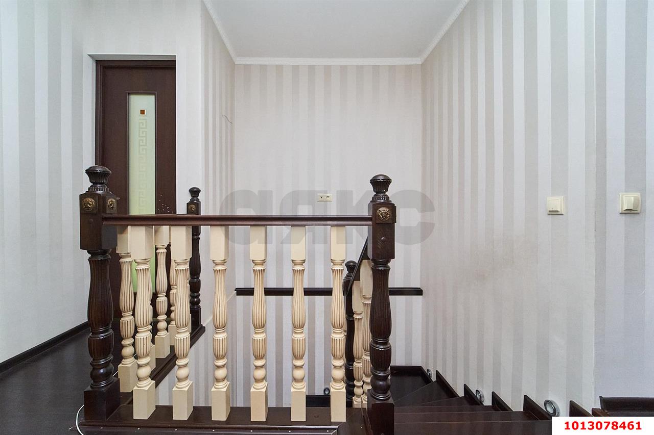 Фото №11: Дом 274 м² + 4 сот. - Краснодар, Прикубанский внутригородской округ, Сады Калинина, ст Животновод, ул. Персиковая, 263