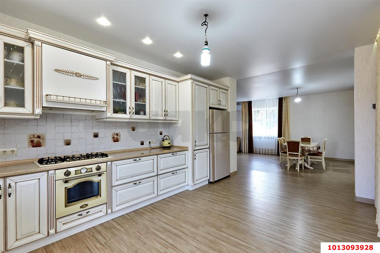 Фото №6: Дом 228 м² + 15 сот. - Нововеличковская, ул. Виноградная, 5