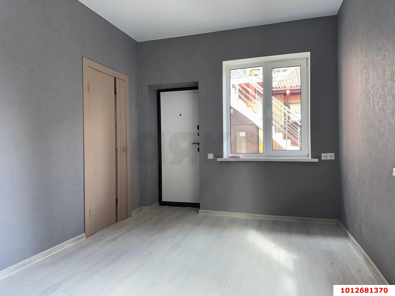 Фото №3: Коммерция 55 м² - Краснодар, Центральный внутригородской округ, Западный внутригородской округ, мкр. Центральный, ул. Ленина, 33