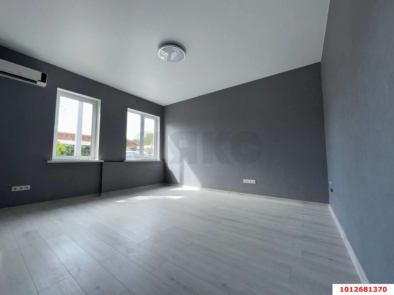 Фото №1: Коммерция 55 м² - Краснодар, Центральный внутригородской округ, Западный внутригородской округ, мкр. Центральный, ул. Ленина, 33