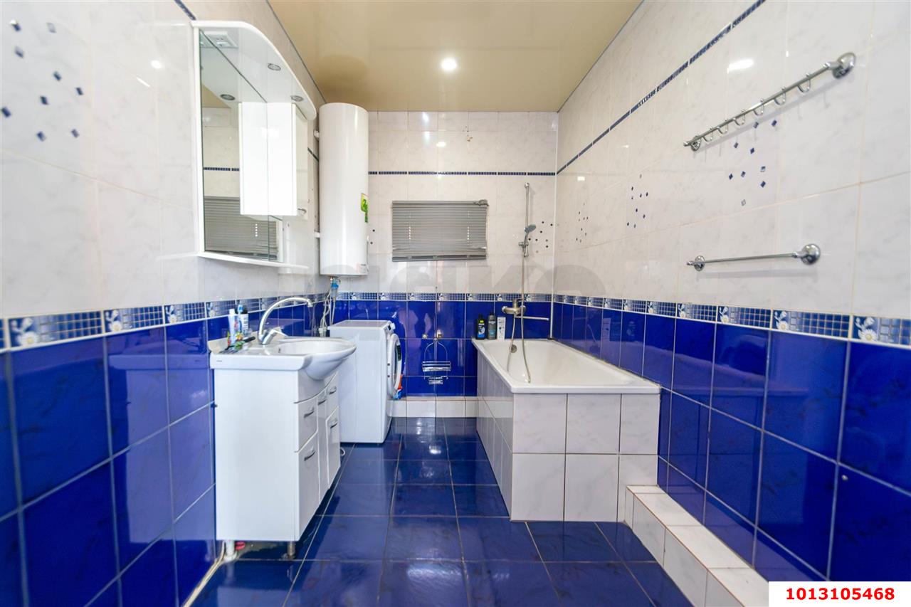 Фото №1: Дом 138 м² + 12 сот. - Знаменский, мкр. Карасунский внутригородской округ, ул. Угловая, 3