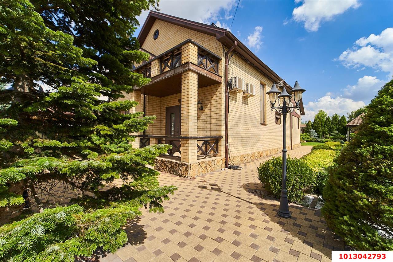 Фото №2: Дом 258 м² + 12.5 сот. - Краснодар, Карасунский внутригородской округ, ж/р Новознаменский, пр-д 2-й Становой, 13