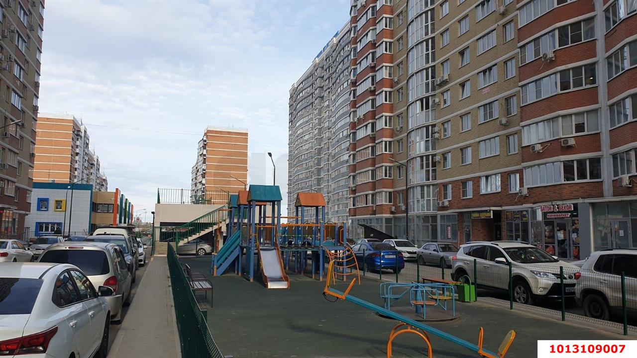 Фото №24: Торговое помещение 71 м² - Краснодар, имени Петра Метальникова, ул. Цезаря Куникова, 24к1