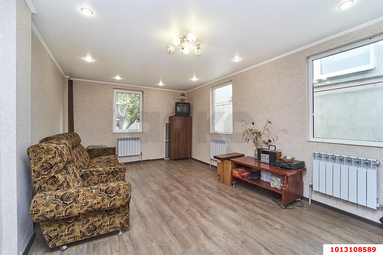 Фото №10: Дом 248 м² + 8 сот. - Краснодар, ул. 1 Мая, 310