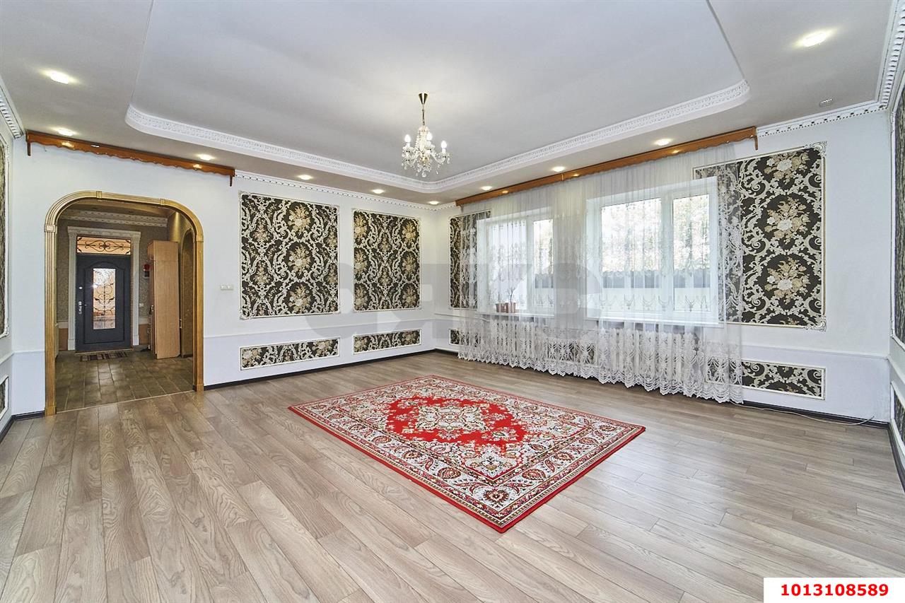 Фото №1: Дом 248 м² + 8 сот. - Краснодар, ул. 1 Мая, 310