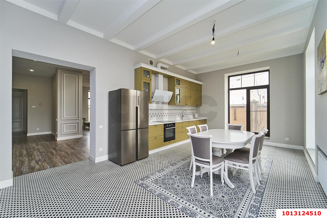 Фото №6: Дом 325 м² + 8 сот. - Краснодар, коттеджный  Зелёная Долина, ул. Ростокская, 13