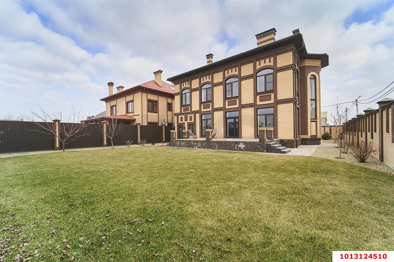 Фото №2: Дом 325 м² + 8 сот. - Краснодар, коттеджный  Зелёная Долина, ул. Ростокская, 13