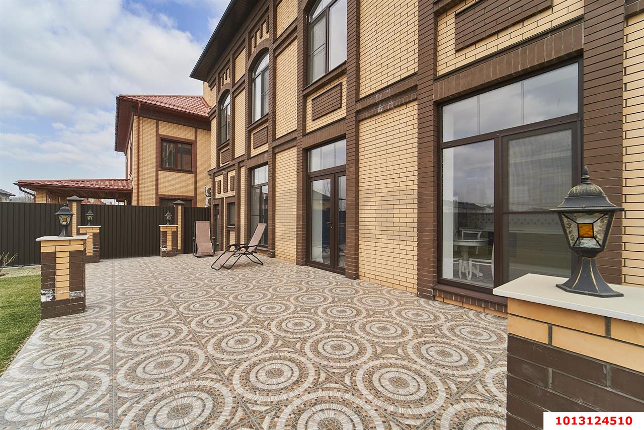 Фото №3: Дом 325 м² + 8 сот. - Краснодар, коттеджный  Зелёная Долина, ул. Ростокская, 13