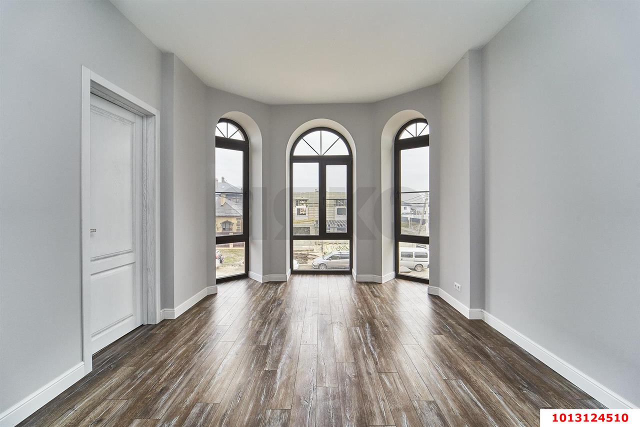 Фото №14: Дом 325 м² + 8 сот. - Краснодар, коттеджный  Зелёная Долина, ул. Ростокская, 13