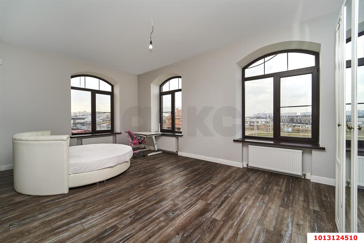 Фото №15: Дом 325 м² + 8 сот. - Краснодар, коттеджный  Зелёная Долина, ул. Ростокская, 13