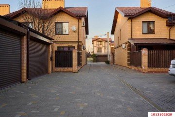 Фото №2: Таунхаус 182 м² - Краснодар, мкр. Сады Калинина, ул. Троицкая, 84/2