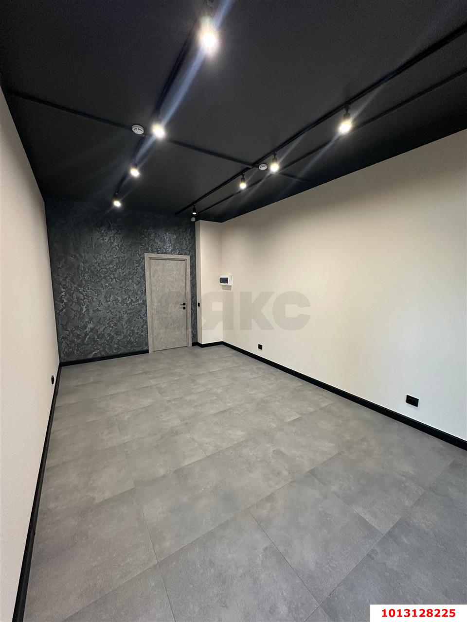 Фото №4: Офисное помещение 23 м² - Краснодар, Светлоград, ул. Красных Партизан, 1/4к3