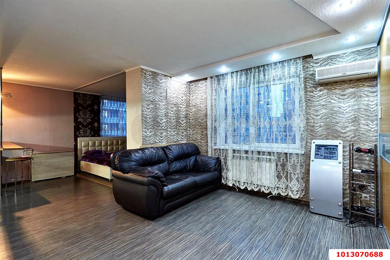 Фото №3: 1-комнатная квартира 51 м² - Краснодар, Центральный внутригородской округ, Западный внутригородской округ, мкр. Центральный, ул. имени Пушкина, 2