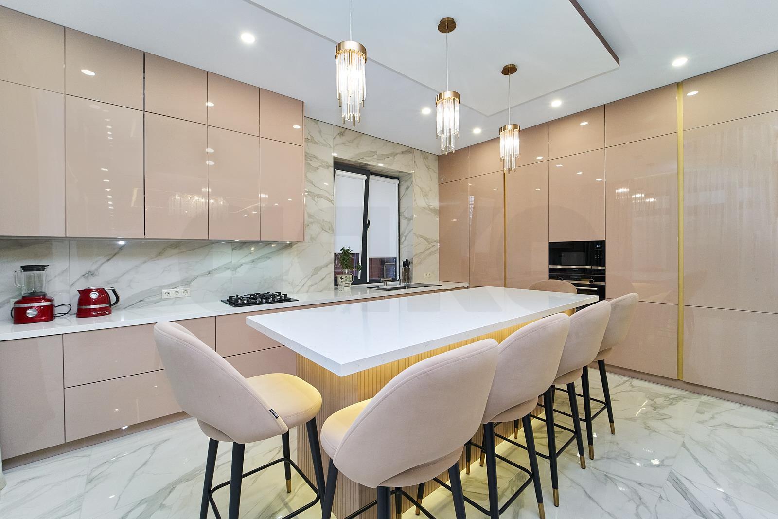 Фото №11: Дом 303 м² + 6 сот. - Краснодар, Прикубанский внутригородской округ, мкр. Славянский, пр-д 2-й Темрюкский, 10