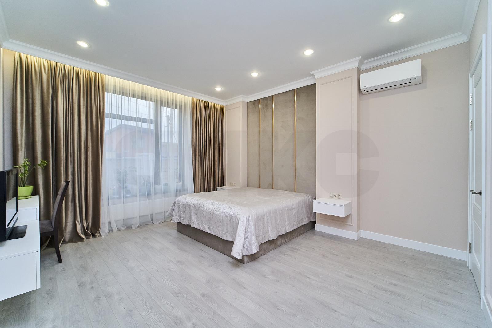 Фото №14: Дом 303 м² + 6 сот. - Краснодар, Прикубанский внутригородской округ, мкр. Славянский, пр-д 2-й Темрюкский, 10