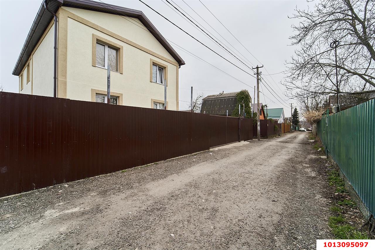 Фото №20: Дом 224 м² + 4.1 сот. - Знаменский, Карасунский внутригородской округ, ст Рассвет, ул. Северная, 20