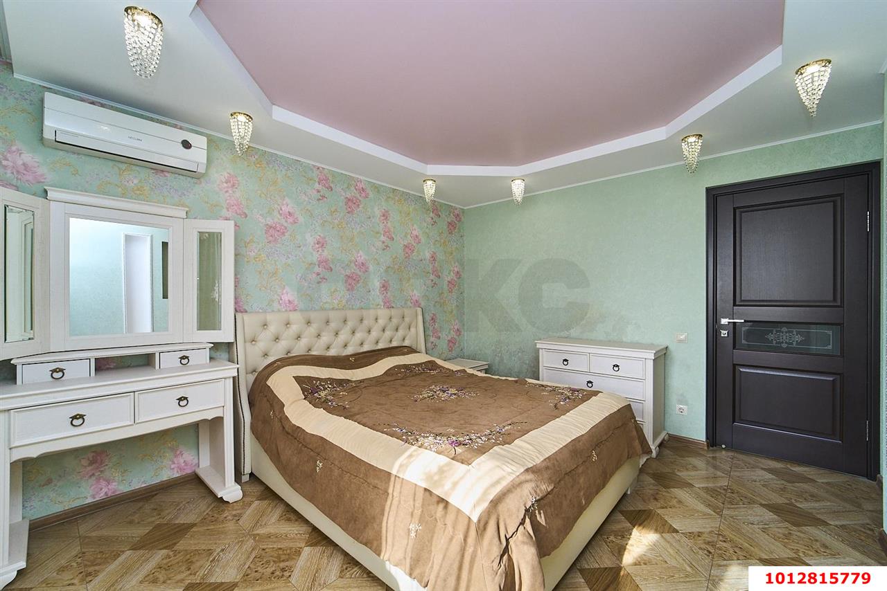 Фото №8: 3-комнатная квартира 90 м² - Краснодар, Дубинка, Центральный внутригородской округ, мкр. жилой комплекс Димитрова, ул. Димитрова, 3/2