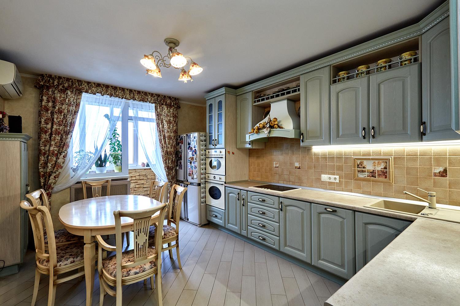 Фото №10: 2-комнатная квартира 87 м² - Краснодар, Карасунский внутригородской округ, мкр. Черёмушки, ул. Селезнёва, 96