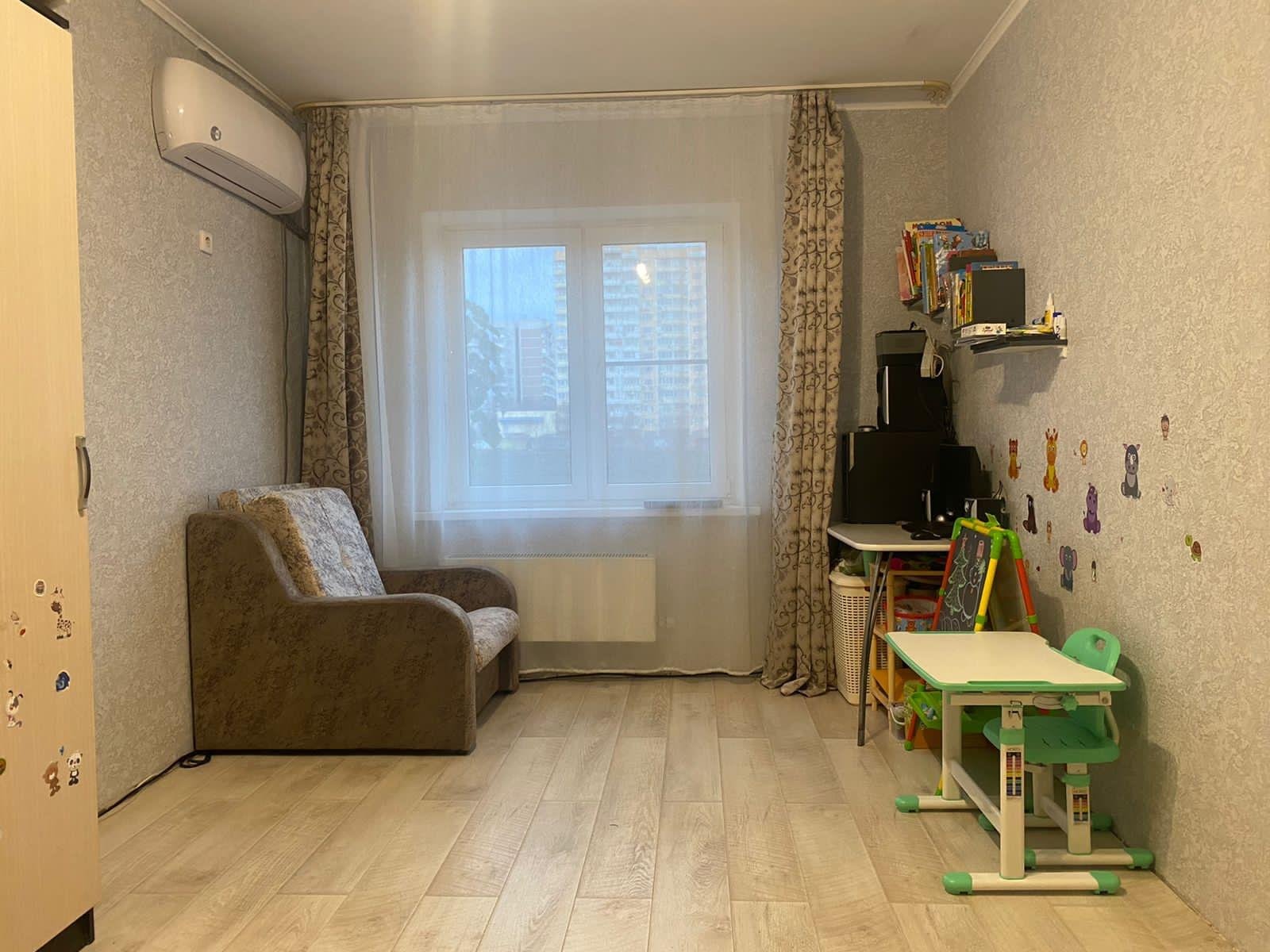 Фото №2: 1-комнатная квартира 39 м² - Краснодар, Прикубанский внутригородской округ, жилой комплекс Кубанский, мкр. Завод Измерительных Приборов, ул. Зиповская, 46