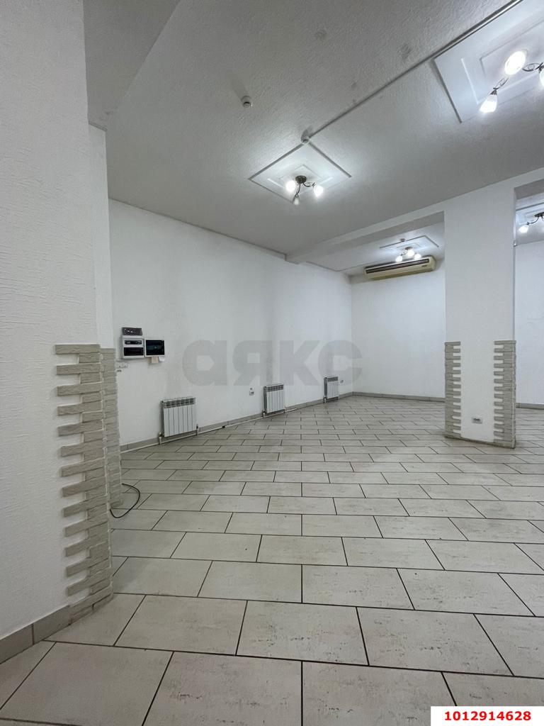 Фото №8: Торговое помещение 197 м² - Армавир, мкр. Родина, ул. Советской Армии, 36