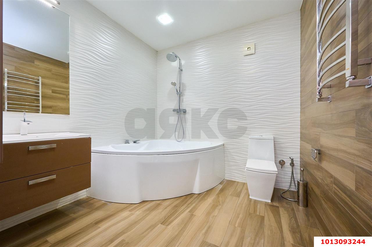 Фото №10: Дом 160 м² + 3.01 сот. - Белозёрный, Прикубанский внутригородской округ, ул. Героев Труда, 9