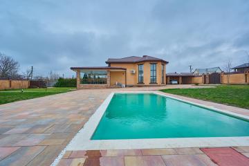 Фото №3: Дом 299 м² - Ильский, ул. Ладыгина, 49В