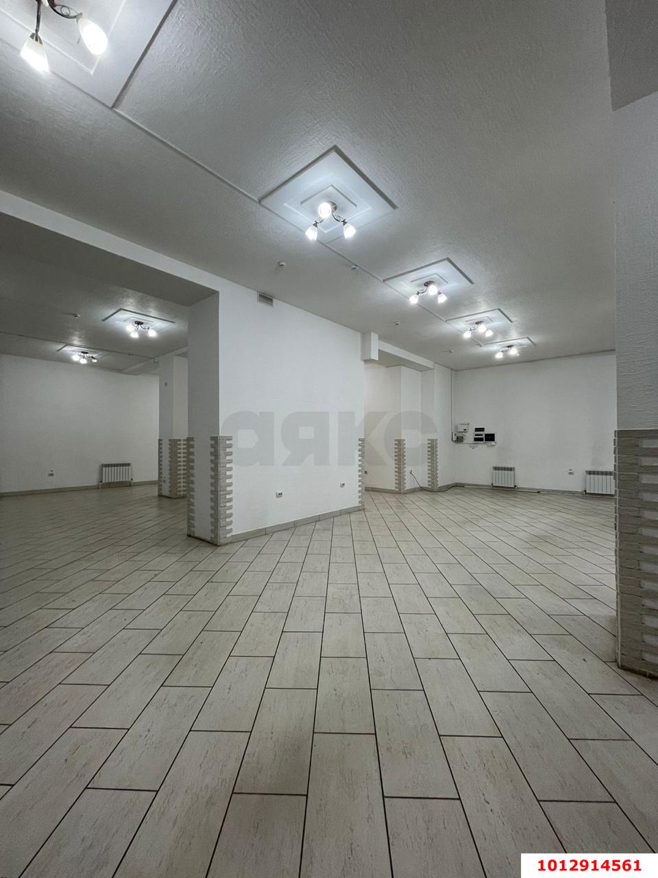 Фото №8: Торговое помещение 197 м² - Армавир, мкр. Родина, ул. Советской Армии, 33