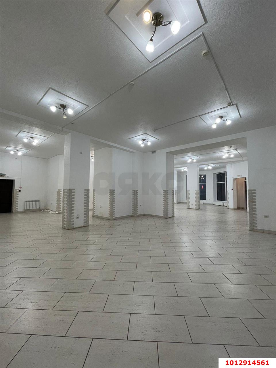 Фото №3: Торговое помещение 197 м² - Армавир, мкр. Родина, ул. Советской Армии, 33