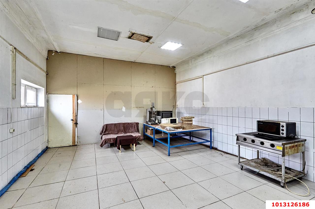 Фото №12: Коммерция 307 м² - Краснодар, Прикубанский внутригородской округ, мкр. отделение № 2 Агрофирмы Солнечная