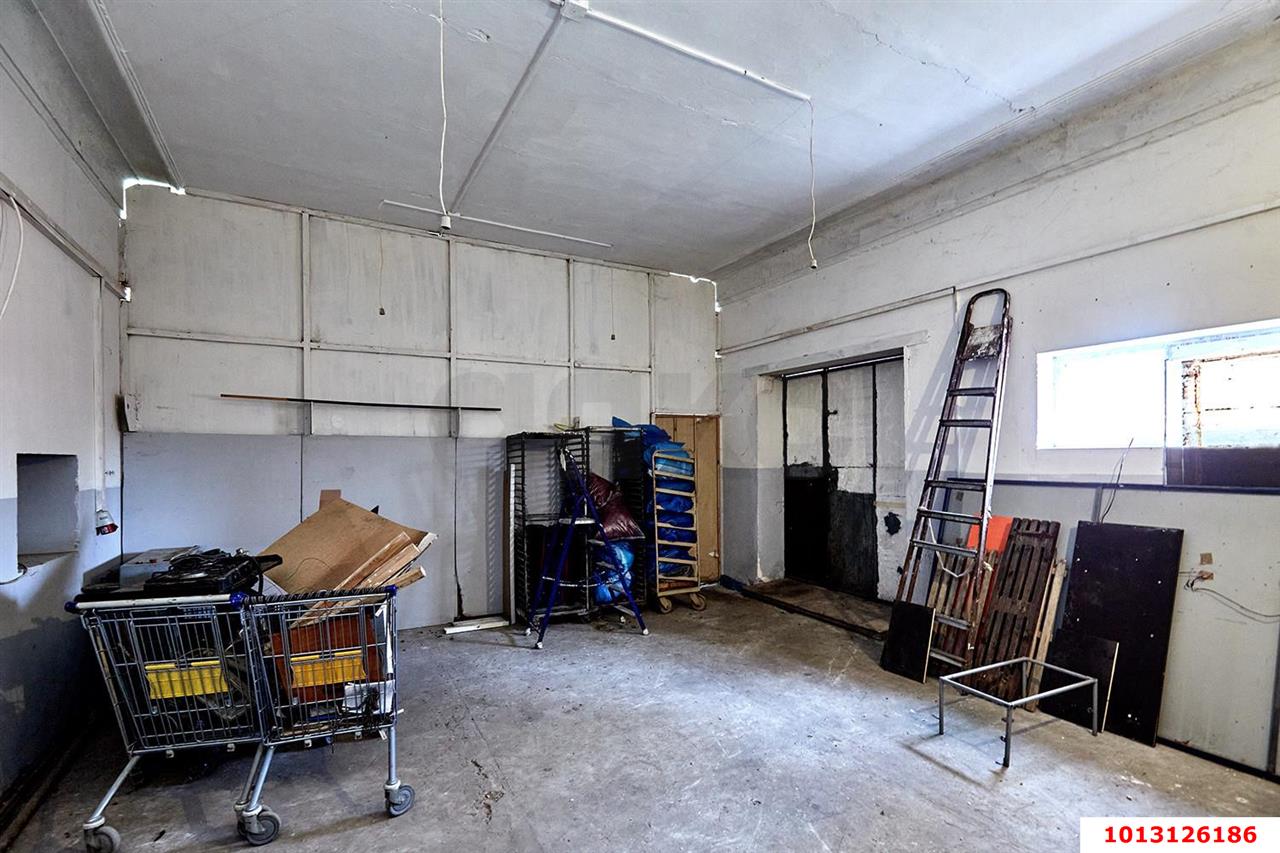 Фото №16: Коммерция 307 м² - Краснодар, Прикубанский внутригородской округ, мкр. отделение № 2 Агрофирмы Солнечная