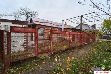 Фото №1: Часть дома 76 м² - Краснодар, мкр. Центральный, ул. Чкалова, 67