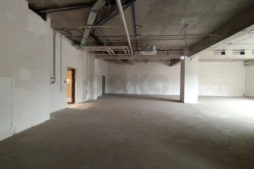 Фото №5: Торговое помещение 257 м² - Краснодар, мкр. Завод Измерительных Приборов, ул. имени 40-летия Победы, 33