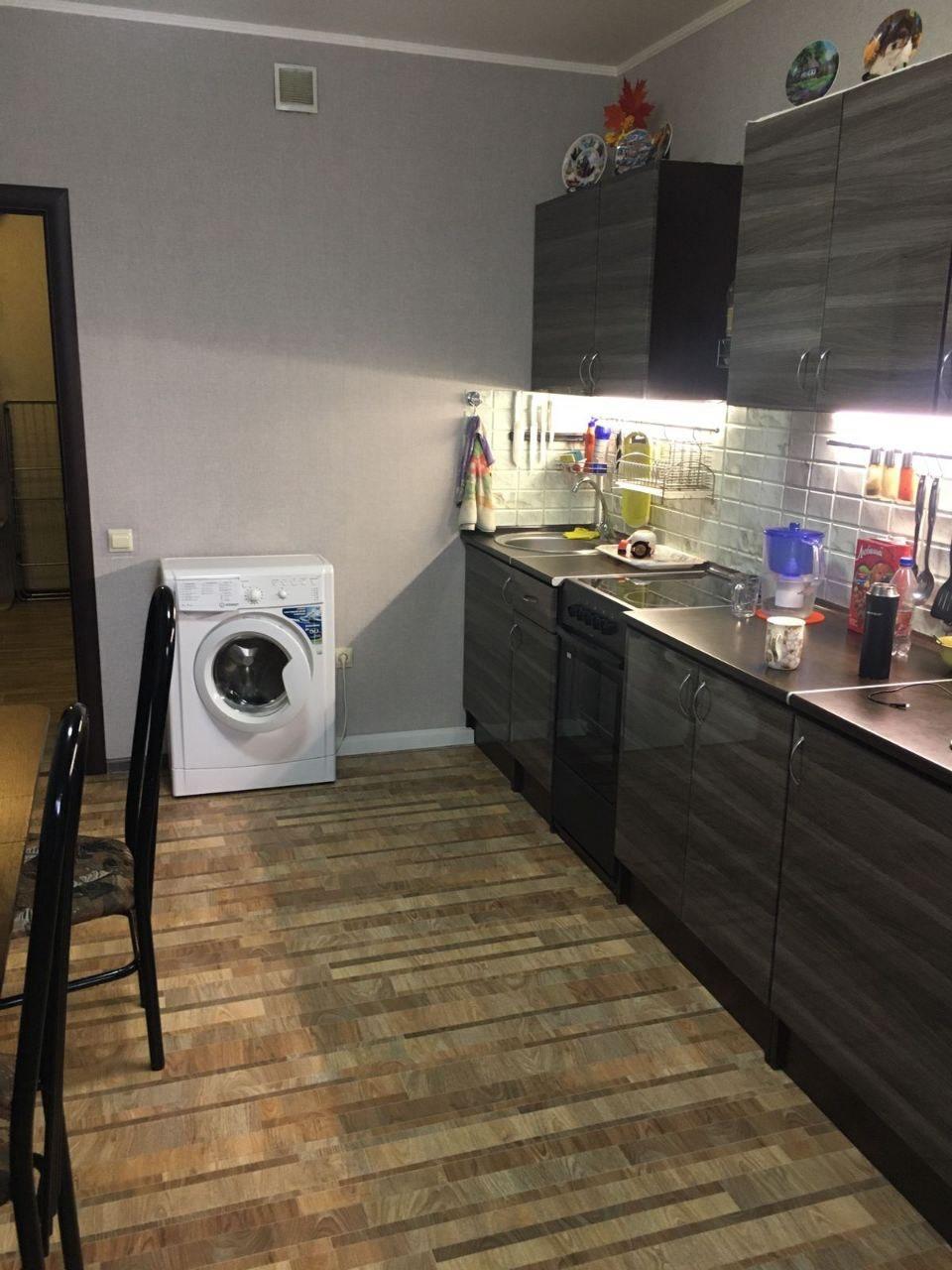 Фото №4: 2-комнатная квартира 72 м² - Краснодар, Прикубанский внутригородской округ, Завод Радиоизмерительных Приборов, имени Петра Метальникова, мкр. Музыкальный, ул. имени Сергея Есенина, 110/1