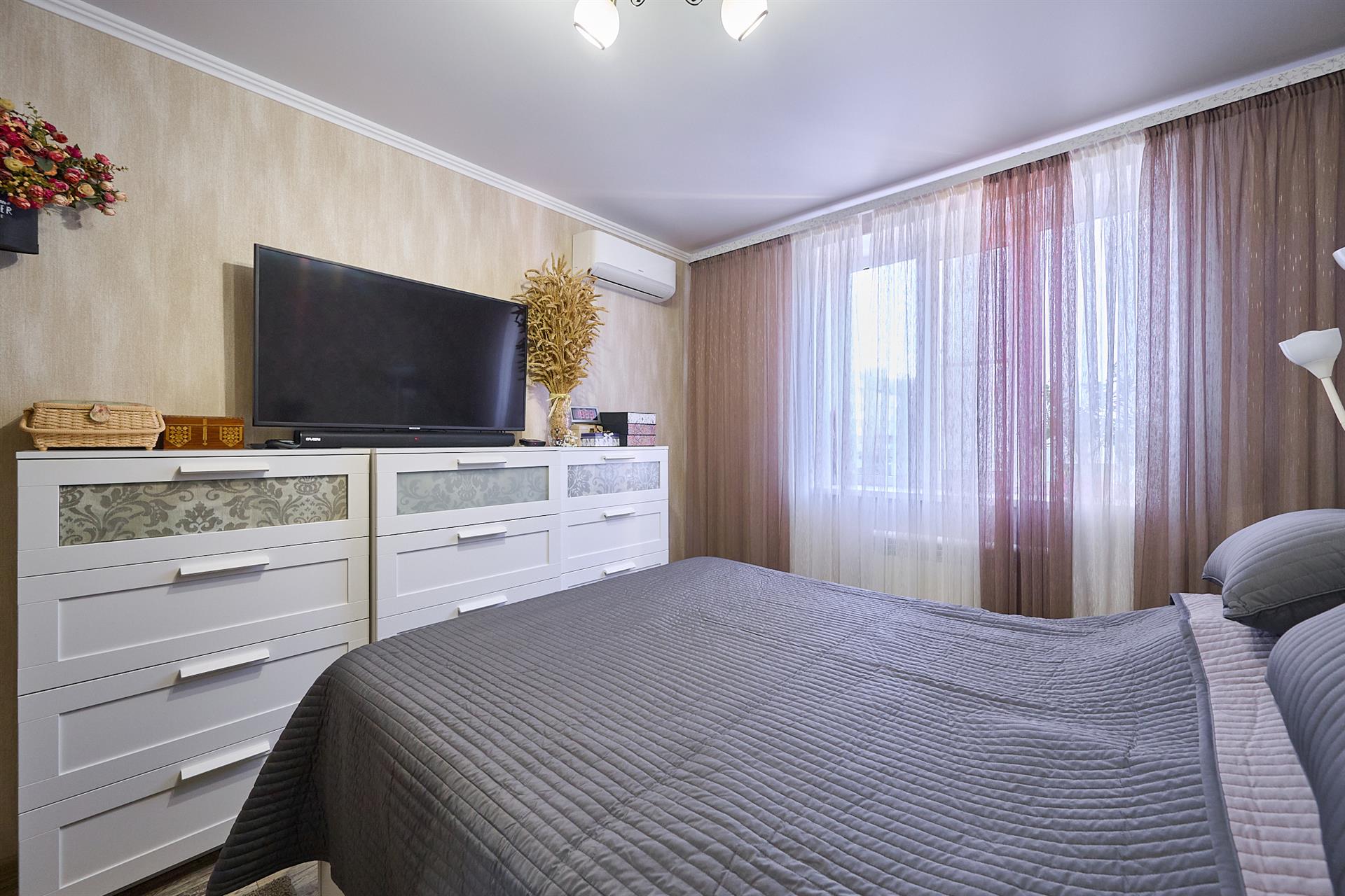 Фото №8: 2-комнатная квартира 58 м² - Краснодар, Музыкальный, Прикубанский внутригородской округ, мкр. Завод Радиоизмерительных Приборов, ул. имени Сергея Есенина, 98