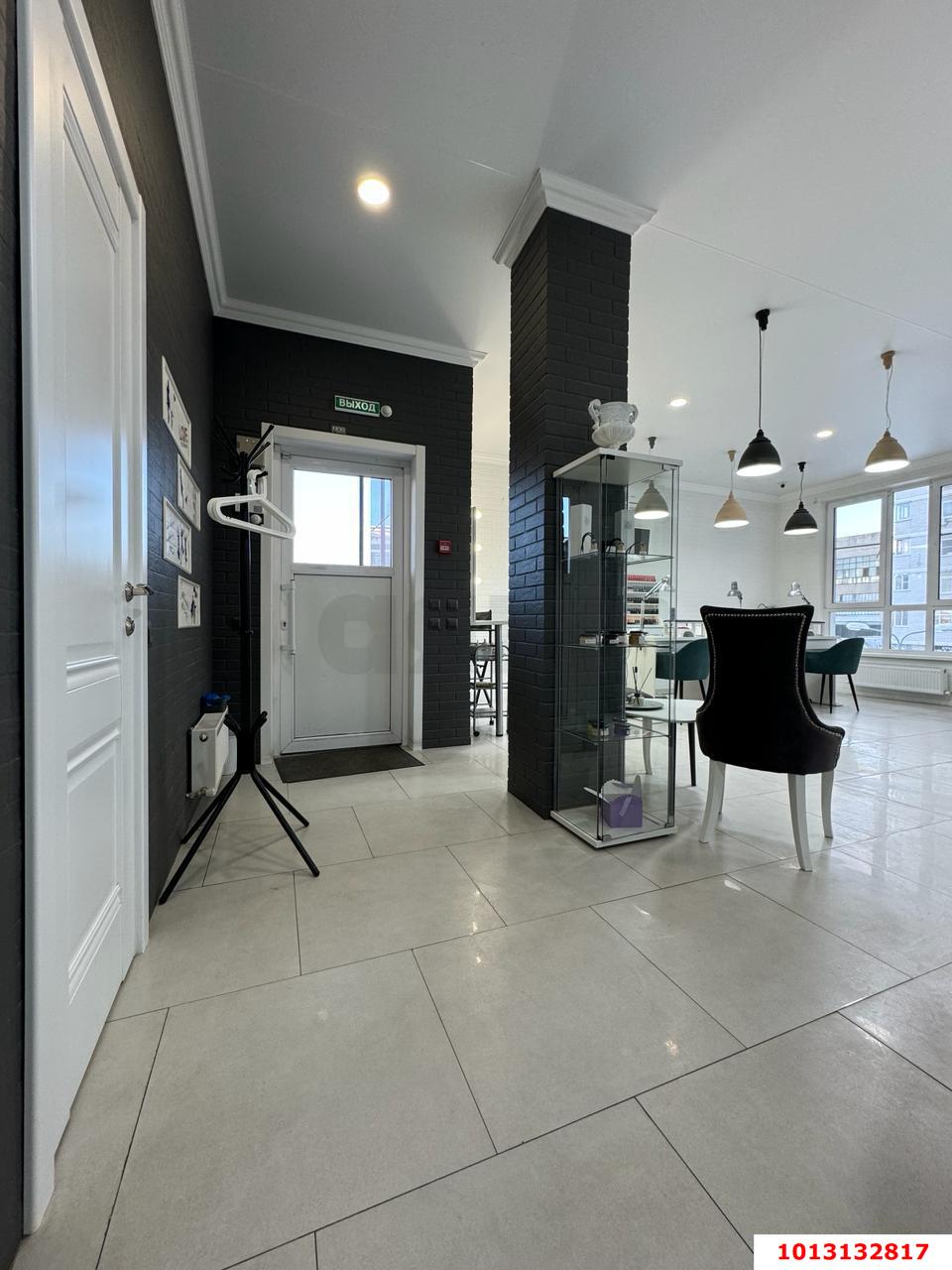 Фото №2: Готовый бизнес 50 м² - Краснодар, жилой комплекс Соло, ул. Селезнёва, 2/3