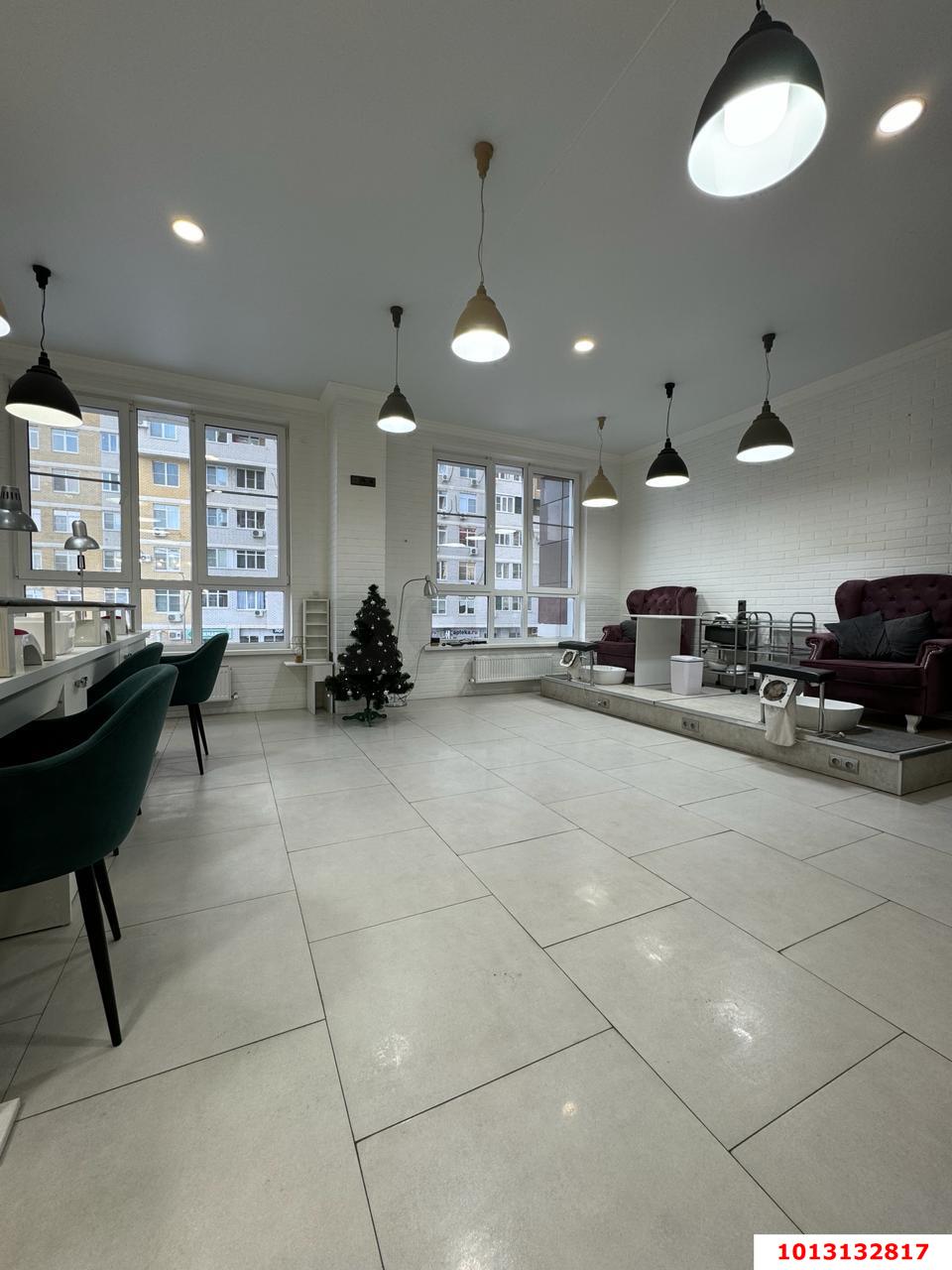 Фото №3: Готовый бизнес 50 м² - Краснодар, жилой комплекс Соло, ул. Селезнёва, 2/3