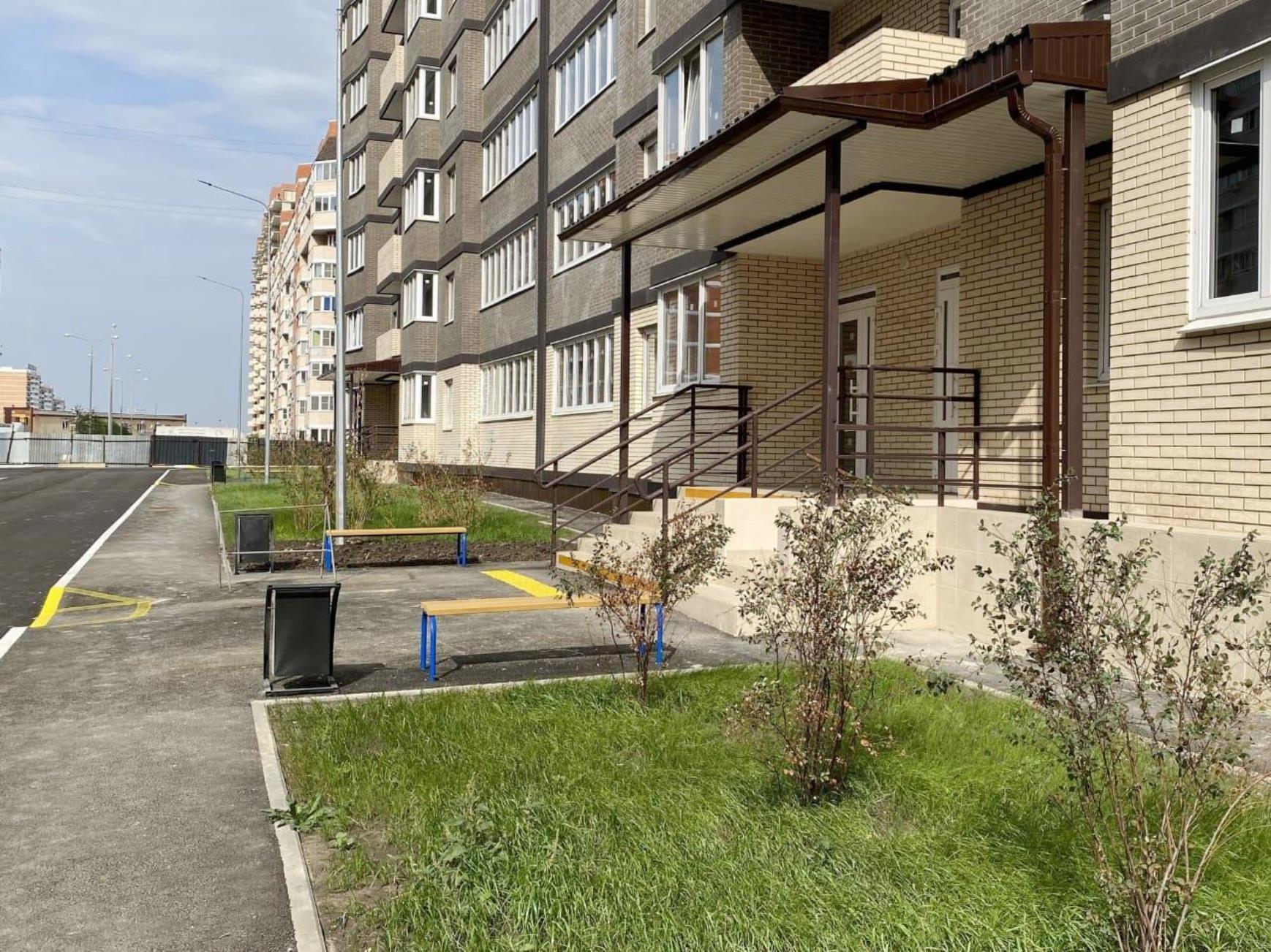 Фото №12: 2-комнатная квартира 65 м² - Краснодар, Прикубанский внутригородской округ, Завод Радиоизмерительных Приборов, мкр. имени Петра Метальникова, ул. Тополиная, 40/1