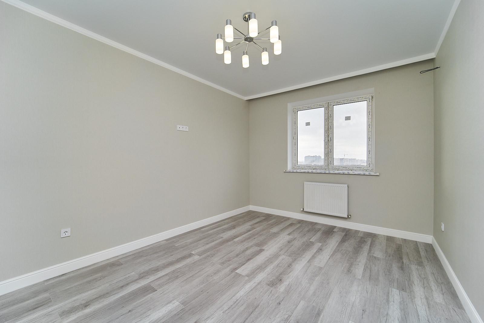 Фото №1: 2-комнатная квартира 65 м² - Краснодар, Прикубанский внутригородской округ, Завод Радиоизмерительных Приборов, мкр. имени Петра Метальникова, ул. Тополиная, 40/1