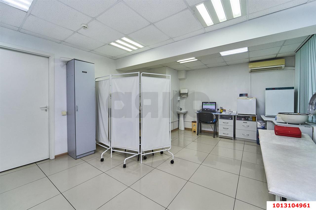 Фото №7: Торговое помещение 44 м² - Краснодар, Фестивальный, ул. Атарбекова, 22