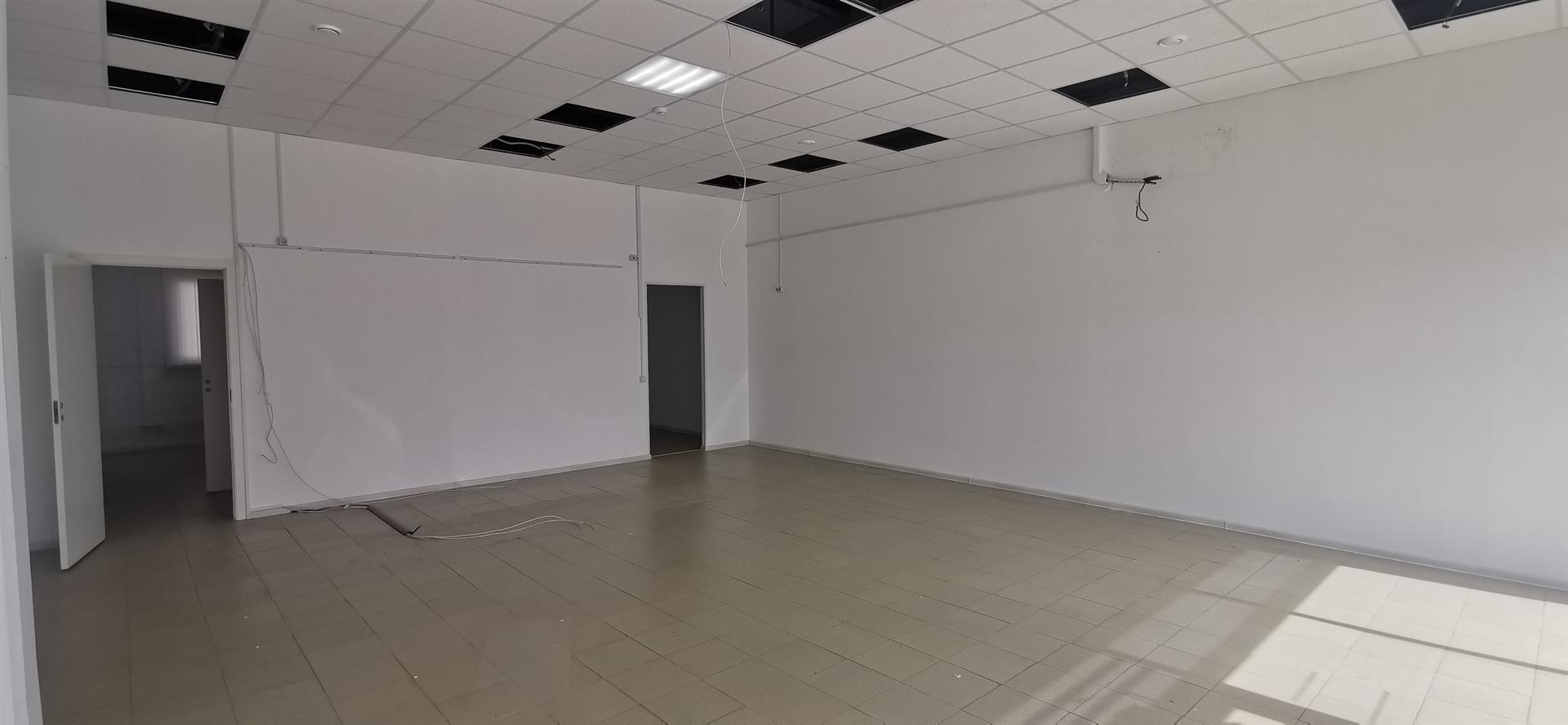 Фото №9: Коммерция 89 м² - Краснодар, Прикубанский внутригородской округ, мкр. Музыкальный, ул. имени С.В. Рахманинова, 16