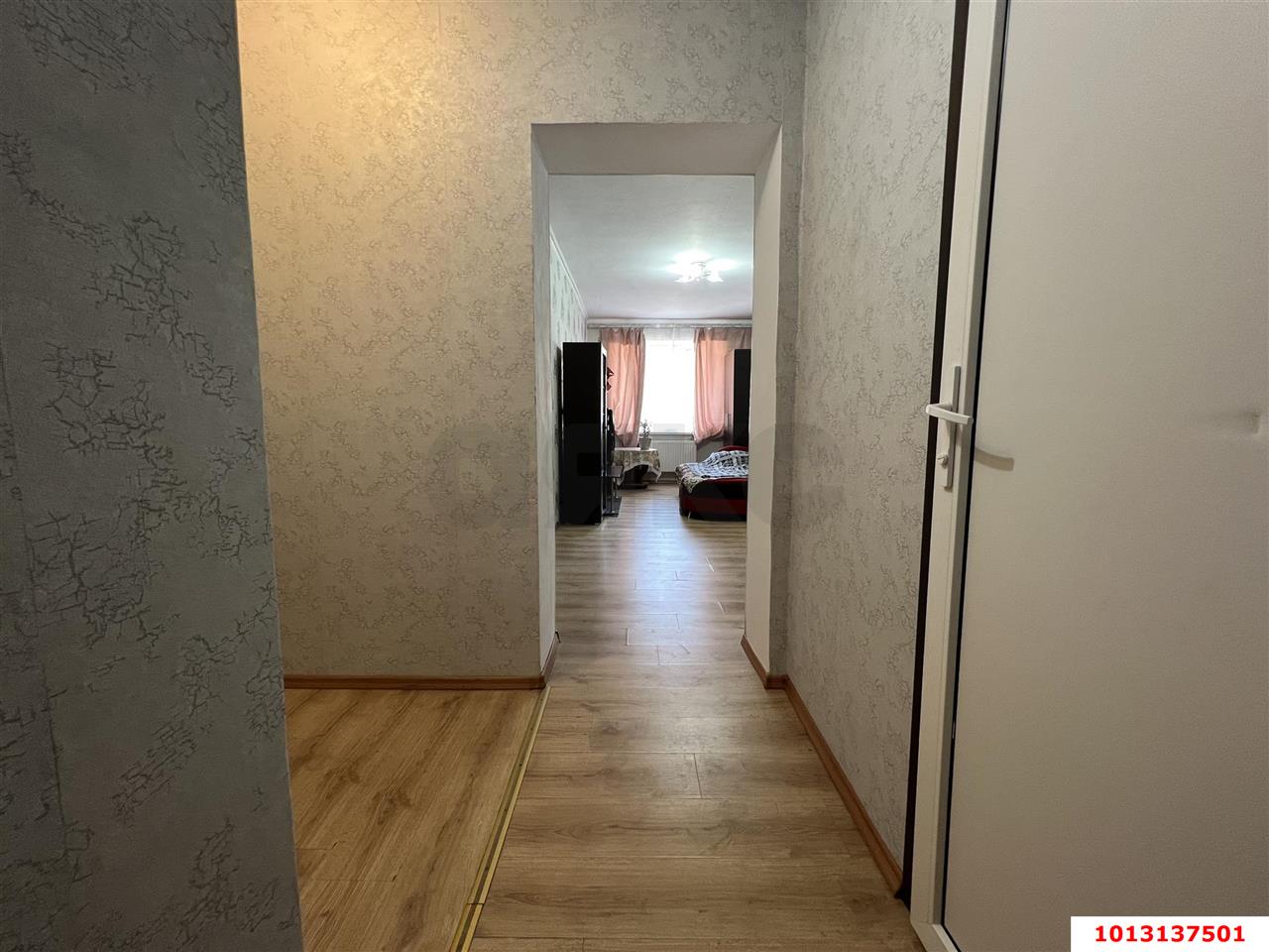 Фото №7: 1-комнатная квартира 41 м² - Краснодар, Прикубанский внутригородской округ, Музыкальный, мкр. Завод Радиоизмерительных Приборов, ул. имени Сергея Есенина, 121