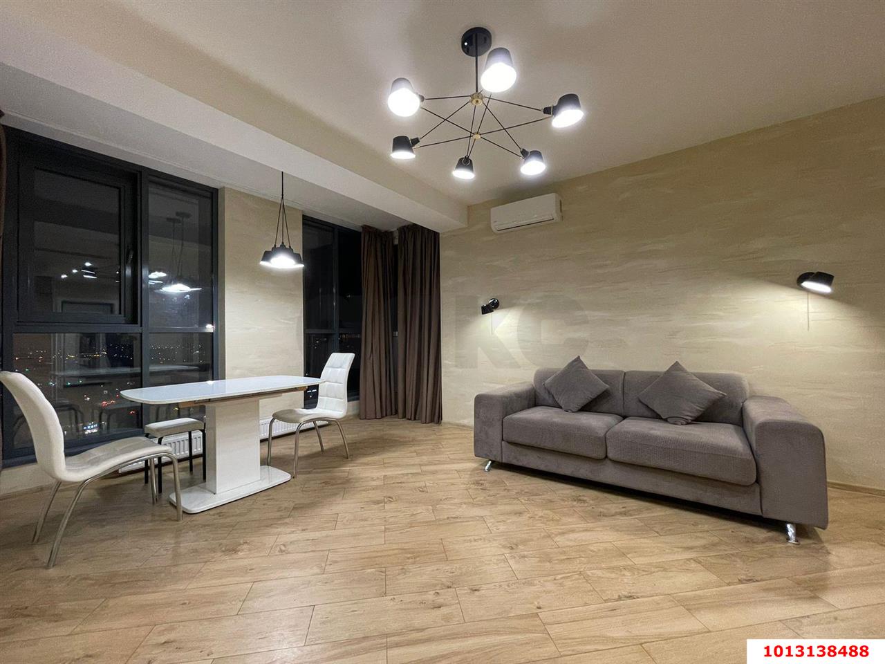 Фото №2: 1-комнатная квартира 56 м² - Краснодар, жилой комплекс Центральный, Центральный внутригородской округ, Западный внутригородской округ, мкр. Центральный, ул. Будённого, 129