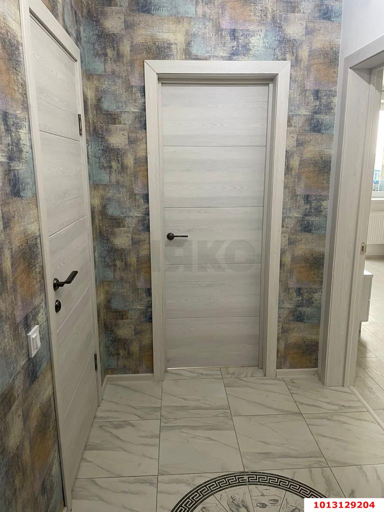 Фото №10: 1-комнатная квартира 38 м² - Краснодар, Завод Радиоизмерительных Приборов, Прикубанский внутригородской округ, Музыкальный, мкр. жилой комплекс Семейный, ул. Московская, 122