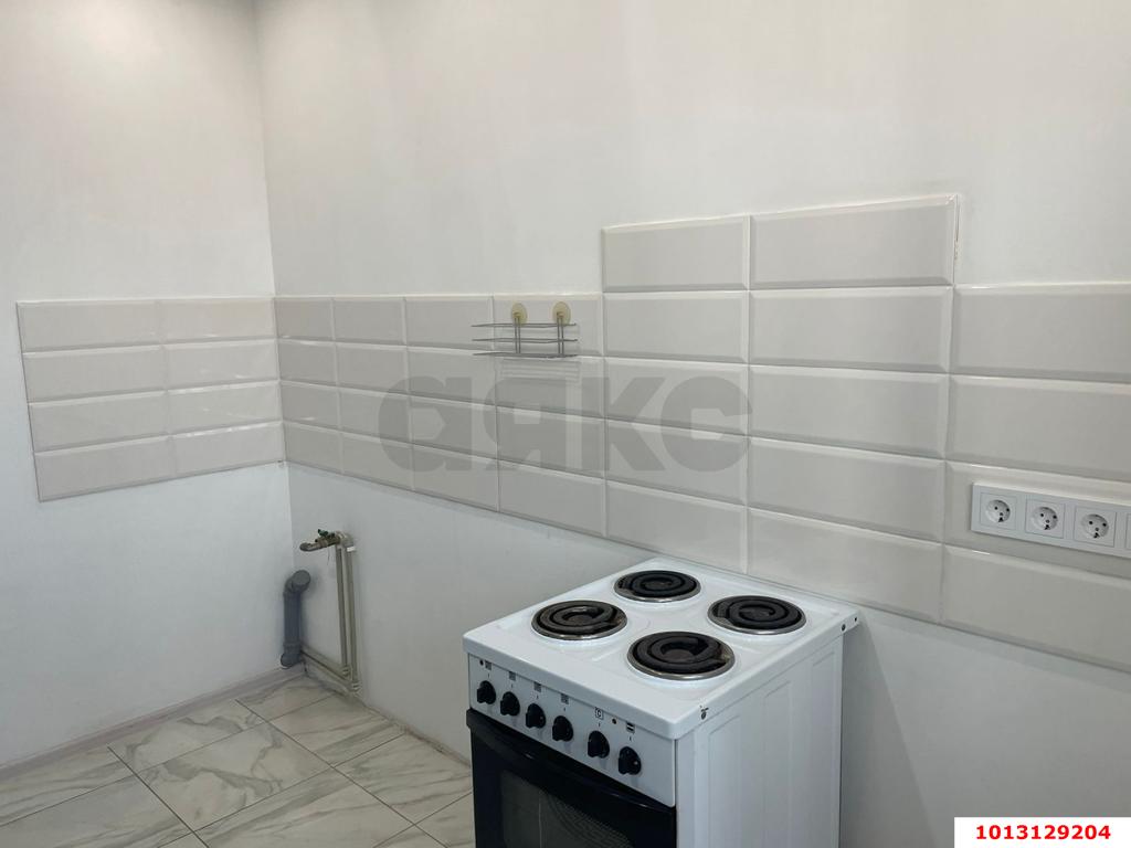 Фото №3: 1-комнатная квартира 38 м² - Краснодар, Завод Радиоизмерительных Приборов, Прикубанский внутригородской округ, Музыкальный, мкр. жилой комплекс Семейный, ул. Московская, 122