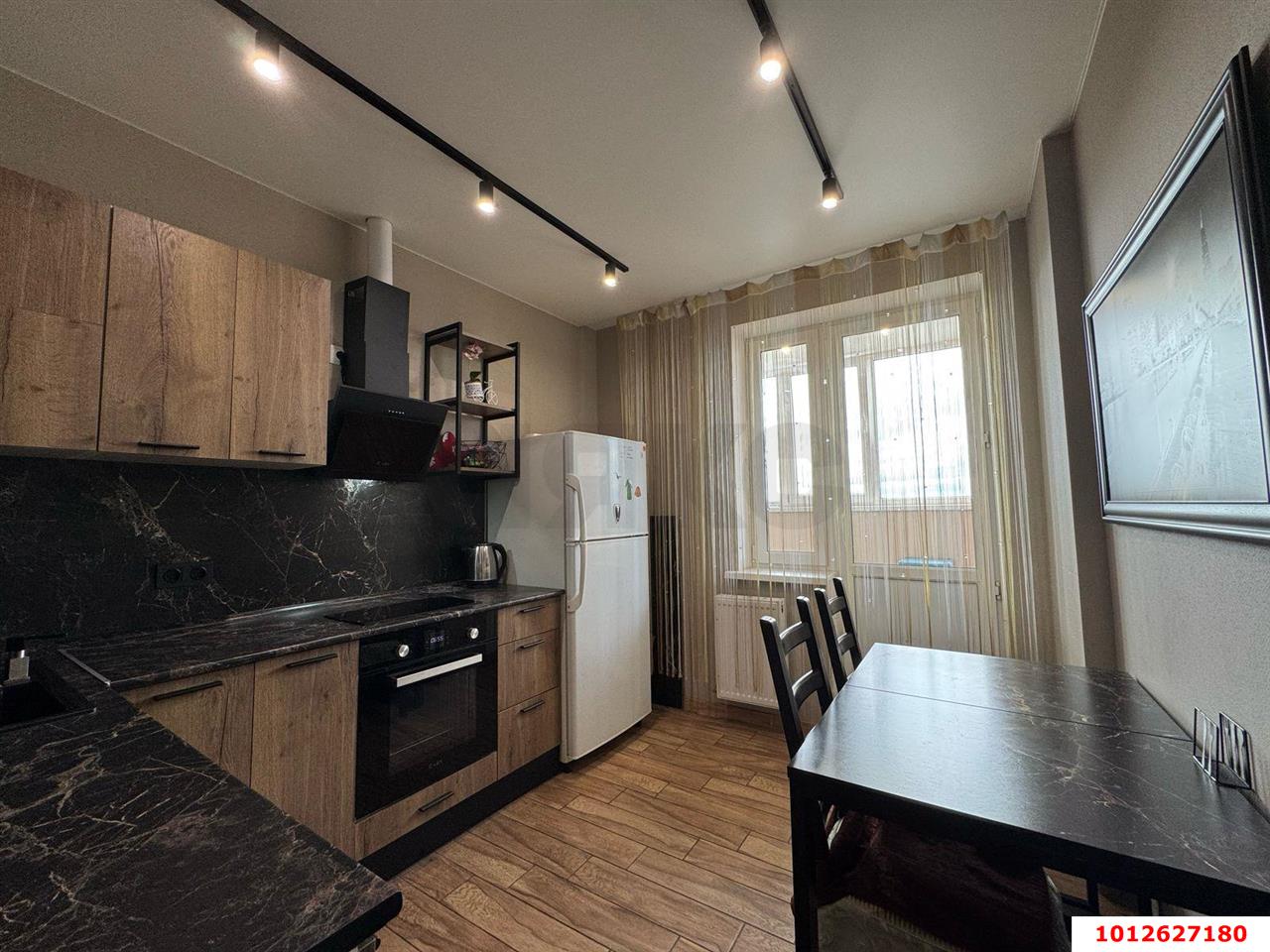 Фото №1: 2-комнатная квартира 74 м² - Краснодар, жилой комплекс Акварели-2, ул. Тепличная, 62/1к5