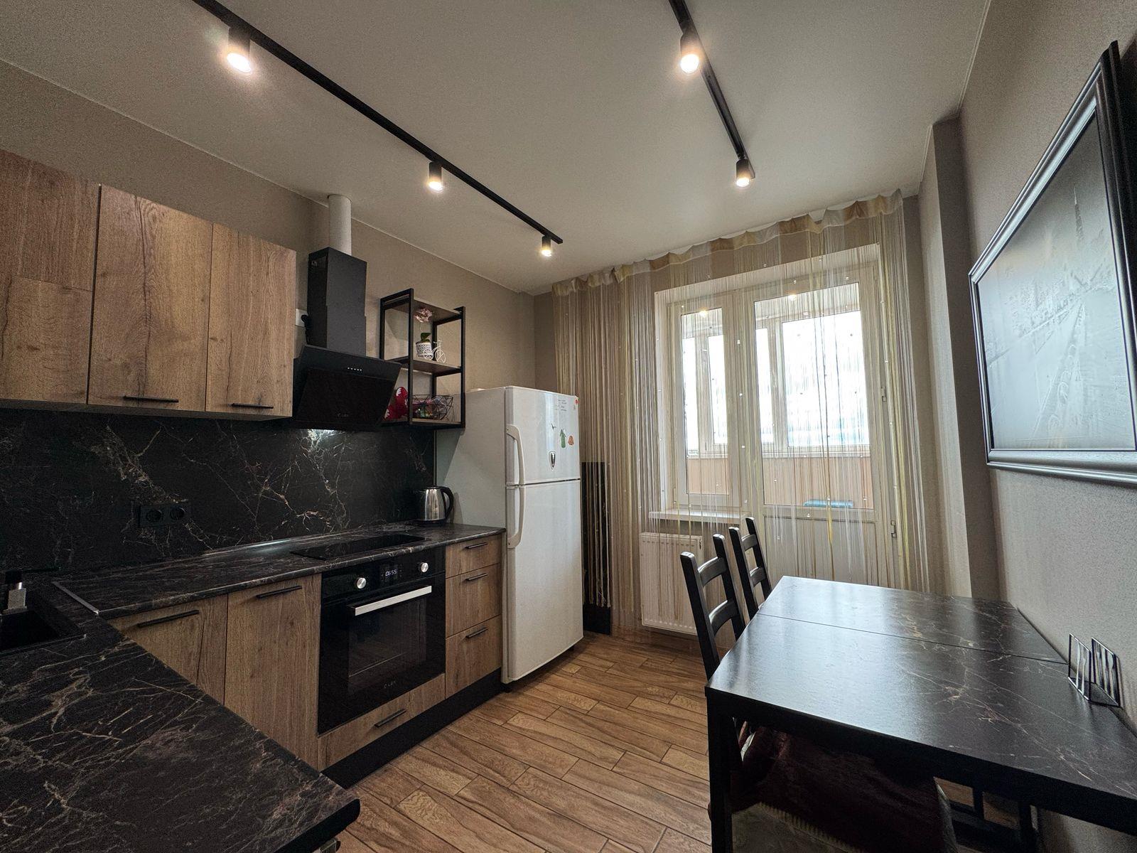 Фото №1: 2-комнатная квартира 74 м² - Краснодар, Прикубанский внутригородской округ, Калинино, Завод Радиоизмерительных Приборов, мкр. ЖК Акварели-2, ул. Тепличная, 62/1к5